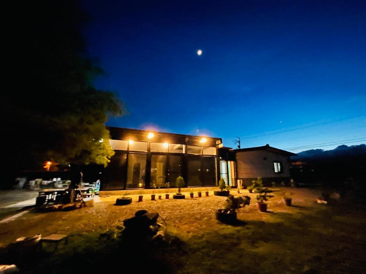 Tu Wei 192 Homestay Zhuangwei Bagian luar foto